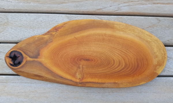 Servierbrett aus Kirschenholz